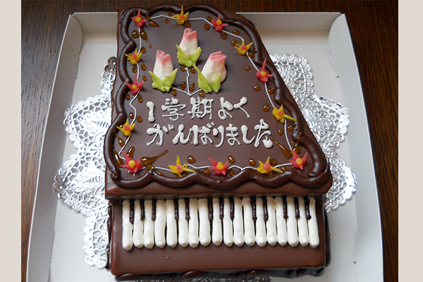 ピアノのケーキ